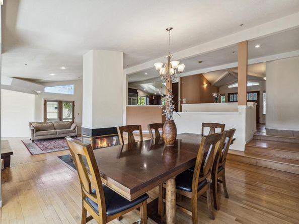 2335 Tunnel Rd, Oakland CA 94611