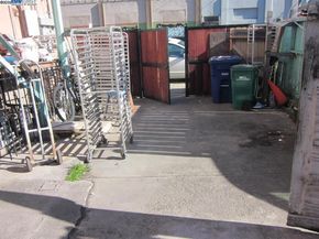 9639 International Blvd, Oakland CA 94603