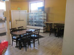 9639 International Blvd, Oakland CA 94603