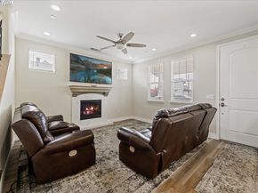 736 N P St, Livermore CA 94551