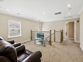 736 N P St, Livermore CA 94551