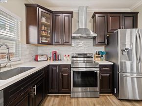 736 N P St, Livermore CA 94551