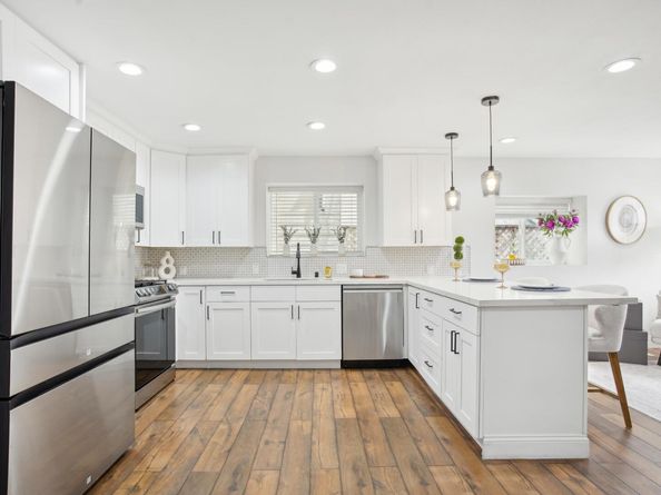 875 Wood St, Oakland CA 94607