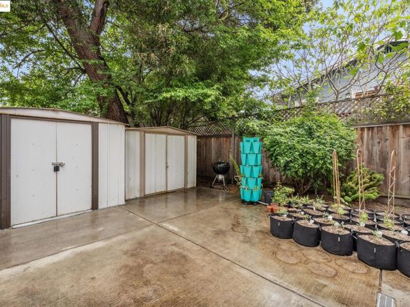 1226 Russell Street, Berkeley CA 94702