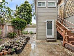 1226 Russell Street, Berkeley CA 94702