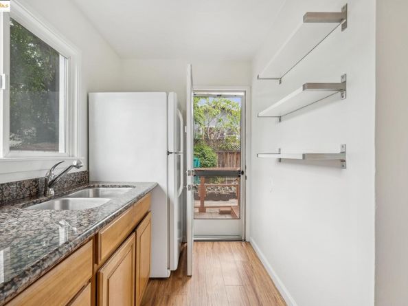 1226 Russell Street, Berkeley CA 94702