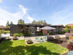 8156 Coach Dr, Oakland CA 94605