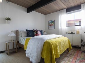 8156 Coach Dr, Oakland CA 94605