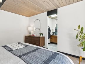 8156 Coach Dr, Oakland CA 94605