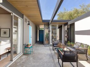 8156 Coach Dr, Oakland CA 94605