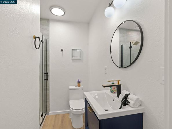 230 Fairlawn Dr, Berkeley CA 94708