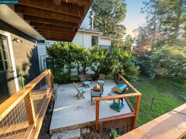 230 Fairlawn Dr, Berkeley CA 94708