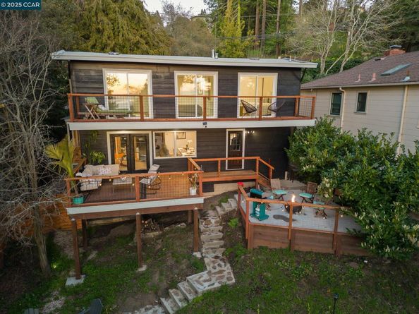 230 Fairlawn Dr, Berkeley CA 94708