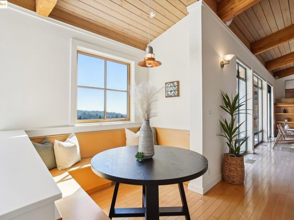110 Gravatt Dr, Berkeley CA 94705