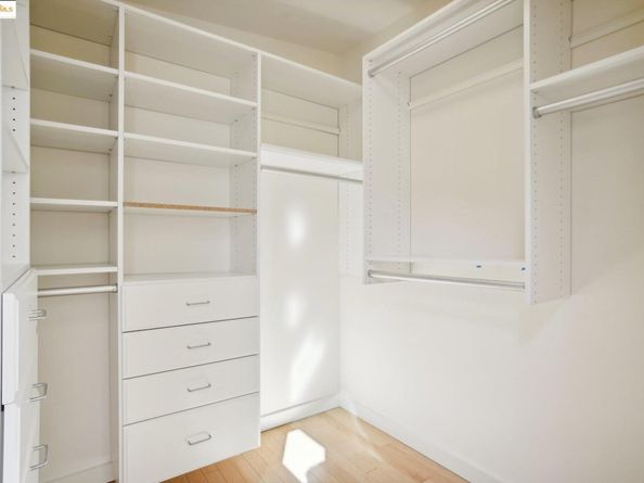 110 Gravatt Dr, Berkeley CA 94705