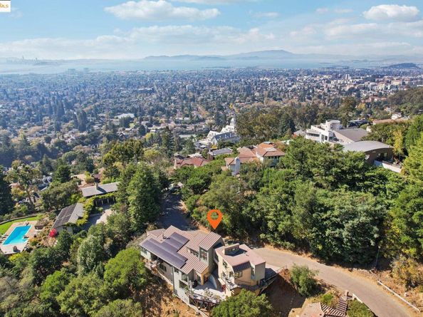 110 Gravatt Dr, Berkeley CA 94705