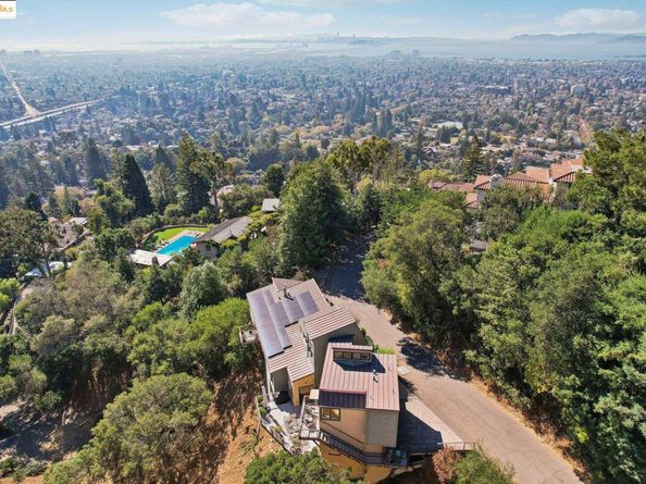 110 Gravatt Dr, Berkeley CA 94705