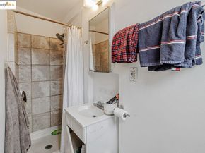 1205 Peralta Ave, Berkeley CA 94706
