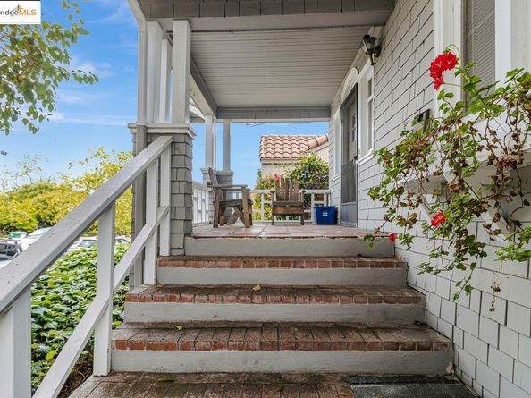 1205 Peralta Ave, Berkeley CA 94706