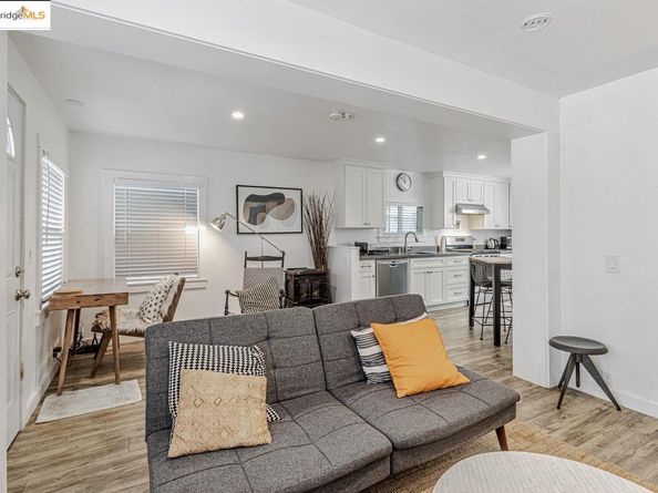 1205 Peralta Ave, Berkeley CA 94706