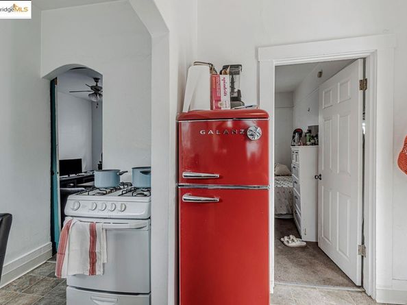 1205 Peralta Ave, Berkeley CA 94706