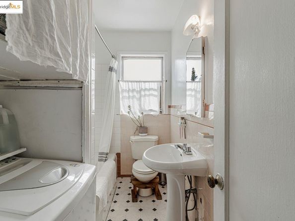 1205 Peralta Ave, Berkeley CA 94706