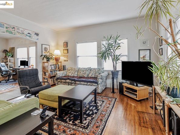 1205 Peralta Ave, Berkeley CA 94706