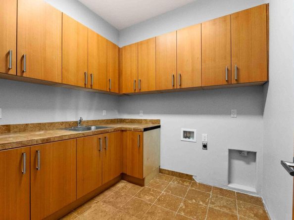 103 Diablo Dr, Oakland CA 94611