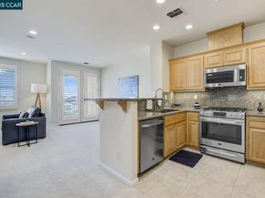 3240 Maguire Way 420, Dublin CA 94568