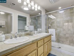 3240 Maguire Way 420, Dublin CA 94568