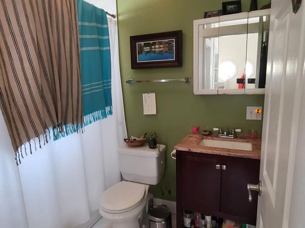 2825 Market St, Oakland CA 94608