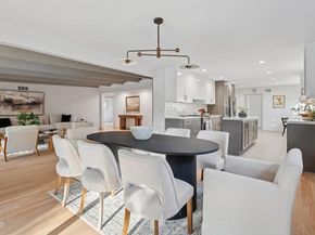 6043 Mary Ellen Avenue, Los Angeles CA 91401