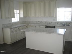 10143 Mountair Avenue, Tujunga (los Angeles) CA 91042