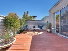 560 Neva Place, Los Angeles CA 90042