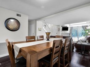 19431 Sherman Way 6, Reseda (los Angeles) CA 91335