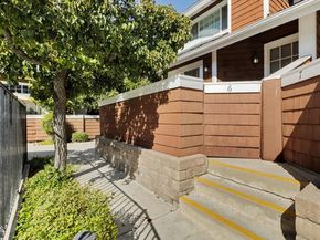 19431 Sherman Way 6, Reseda (los Angeles) CA 91335
