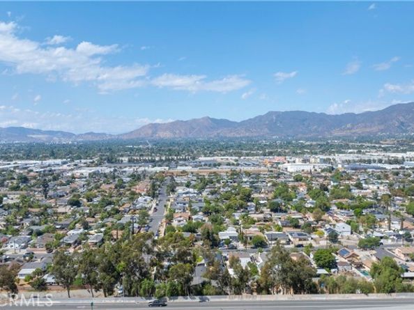 11602 Fellows Avenue, Pacoima (los Angeles) CA 91331