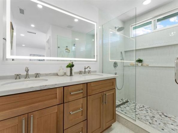 4654 Lisann Street, San Diego CA 92117