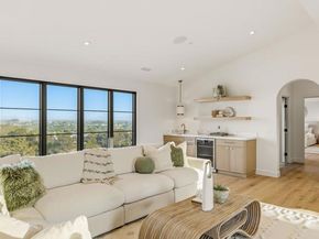8341 La Jolla Scenic Drive, La Jolla (san Diego) CA 92037