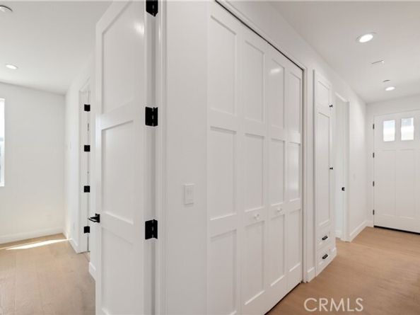 2100 Carnegie Lane, Redondo Beach CA 90278