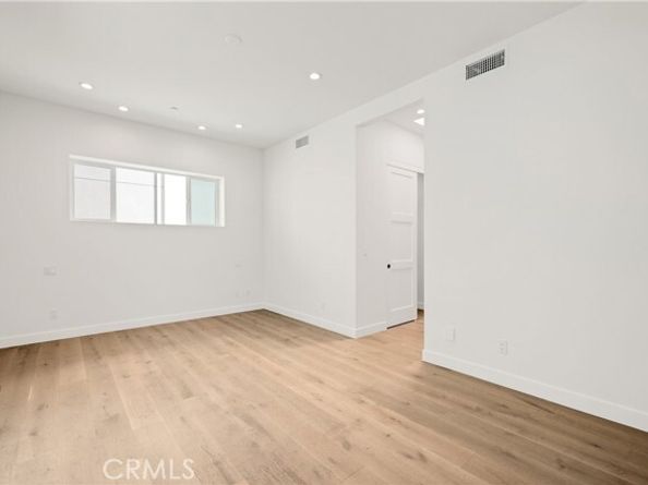 2100 Carnegie Lane, Redondo Beach CA 90278