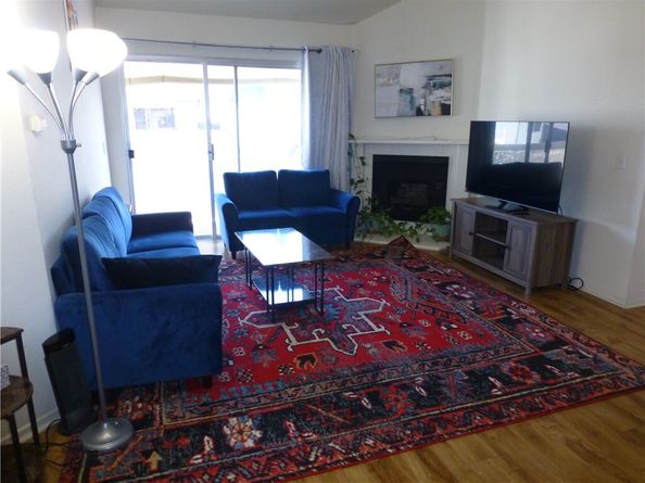 20253 Keswick Street 325, Winnetka (los Angeles) CA 91306