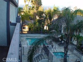 20253 Keswick Street 325, Winnetka (los Angeles) CA 91306