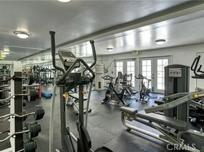 20253 Keswick Street 325, Winnetka (los Angeles) CA 91306