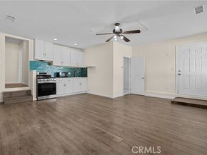 9559 Natick Avenue, North Hills (los Angeles) CA 91343