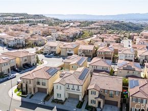 20742 Pine Cone Circle, Porter Ranch (los Angeles) CA 91326