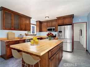 7746 Mclaren, West Hills (los Angeles) CA 91304