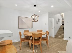 21500 Califa Street 184, Woodland Hills (los Angeles) CA 91367