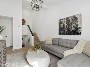 21500 Califa Street 184, Woodland Hills (los Angeles) CA 91367