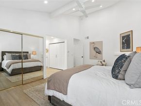 21500 Califa Street 184, Woodland Hills (los Angeles) CA 91367